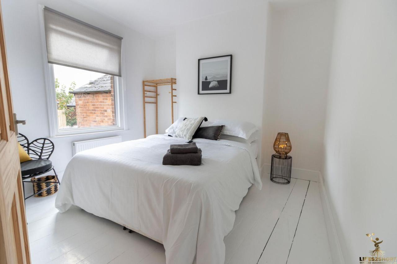 Luxe Garden House For 6 In Central Exeter Exterior photo
